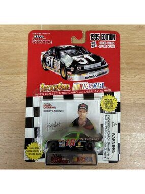 RACING CHAMPIONS #95-01153-18: Bobby Labonte 1/64 Scale #18 Interstate Batteries